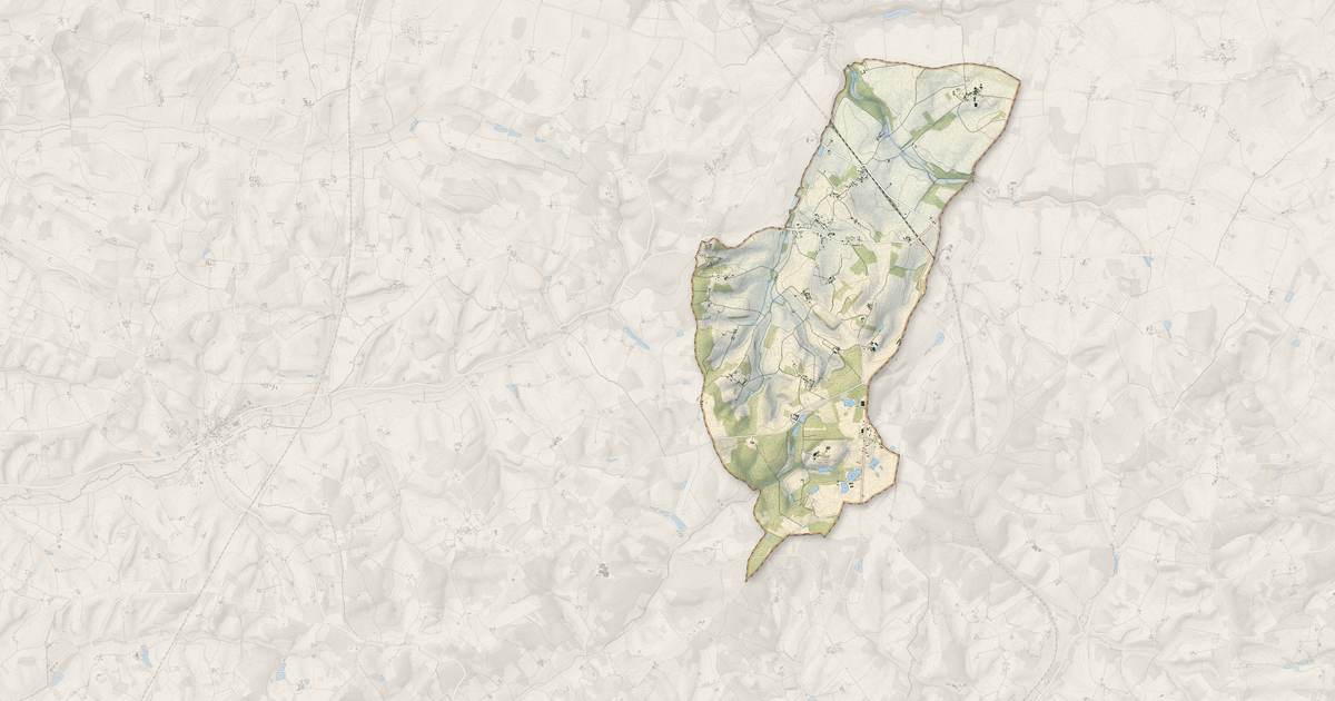 Portrait cartographique de Chadurie : relief, eau, forêts, bâti et voies, calculés à partir des données de l'IGN