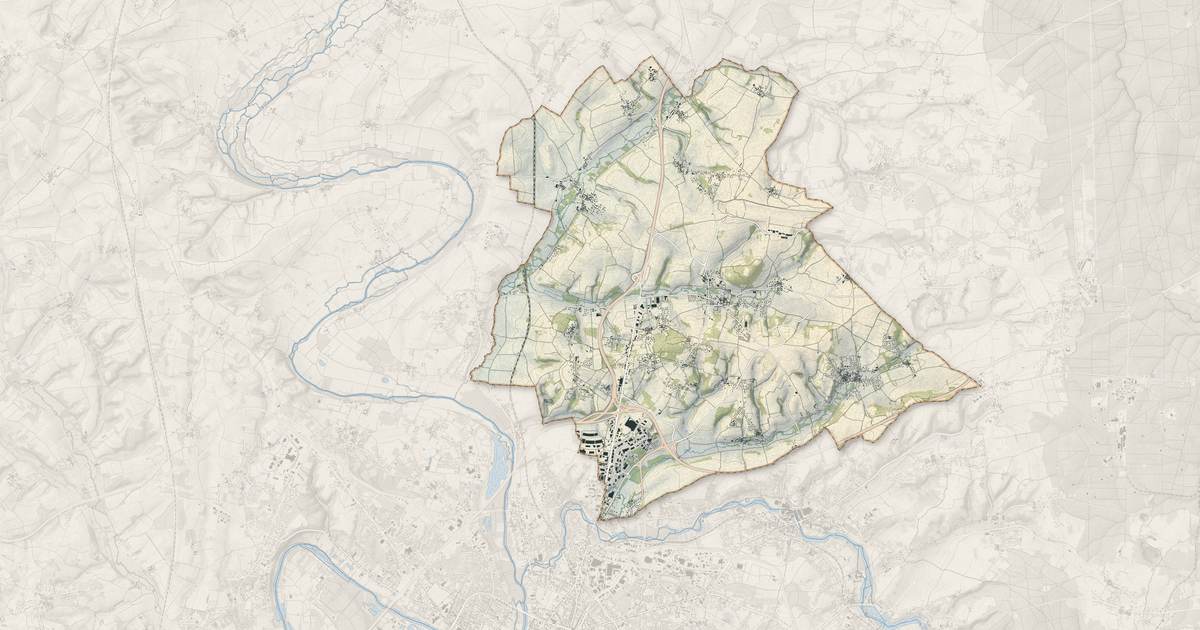 Portrait cartographique de Champniers : relief, eau, forêts, bâti et voies, calculés à partir des données de l'IGN