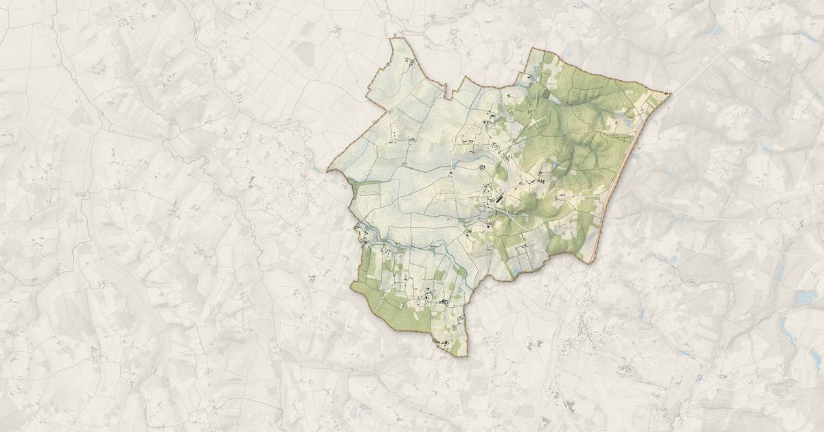 Portrait cartographique de Chantillac : relief, eau, forêts, bâti et voies, calculés à partir des données de l'IGN