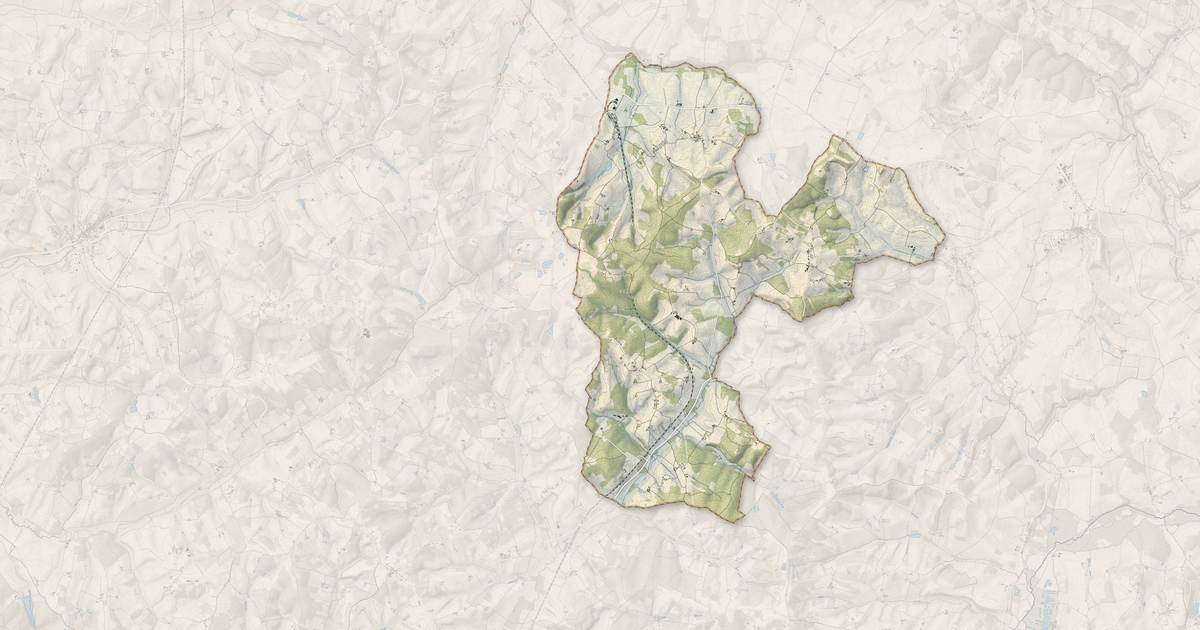Portrait cartographique de Boisné-La Tude : relief, eau, forêts, bâti et voies, calculés à partir des données de l'IGN