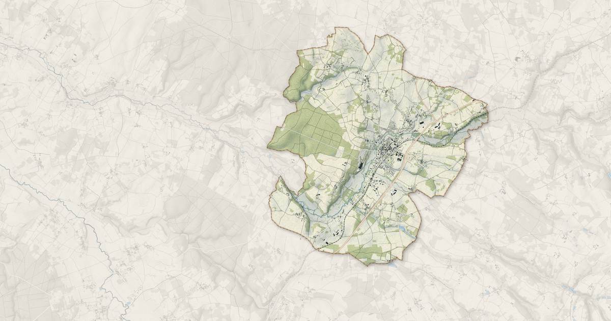 Portrait cartographique de Chasseneuil-sur-Bonnieure : relief, eau, forêts, bâti et voies, calculés à partir des données de l'IGN