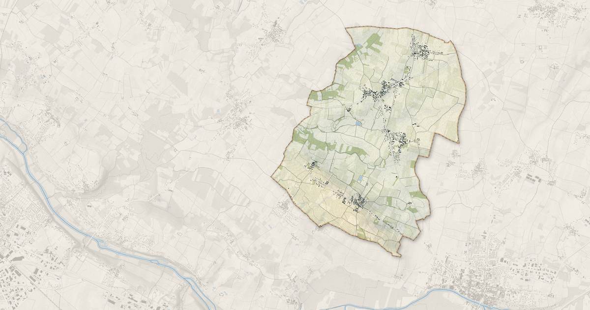 Portrait cartographique de Chassors : relief, eau, forêts, bâti et voies, calculés à partir des données de l'IGN