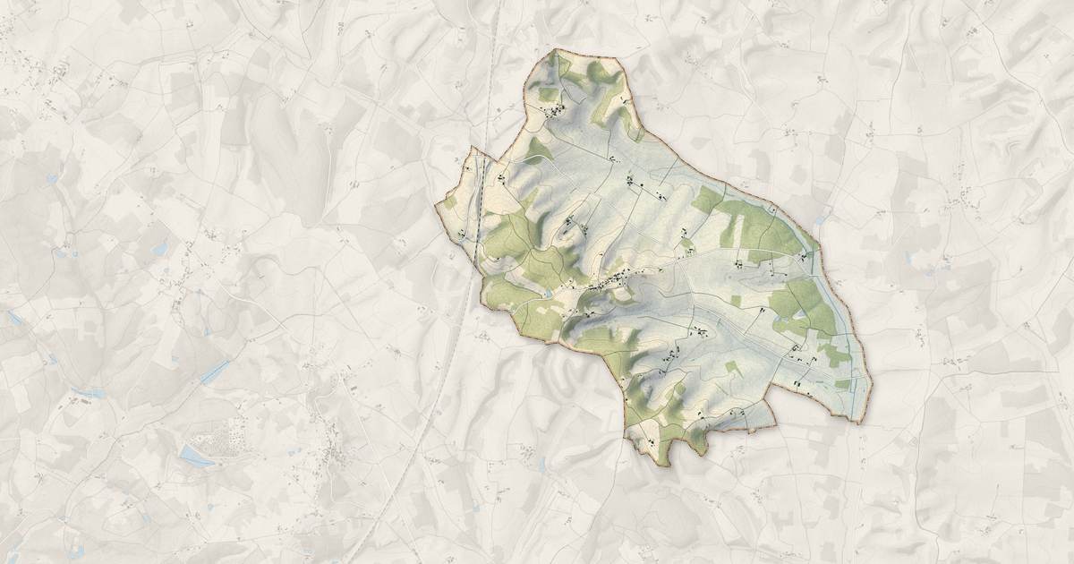 Portrait cartographique de Châtignac : relief, eau, forêts, bâti et voies, calculés à partir des données de l'IGN