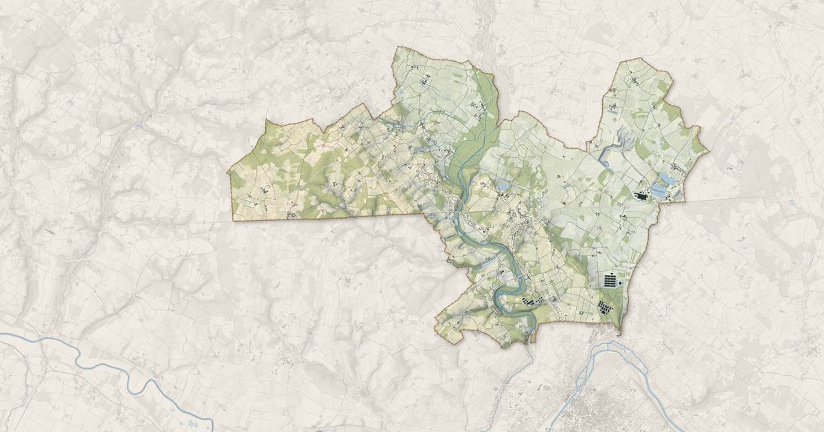 Portrait cartographique de Val-de-Cognac : relief, eau, forêts, bâti et voies, calculés à partir des données de l'IGN