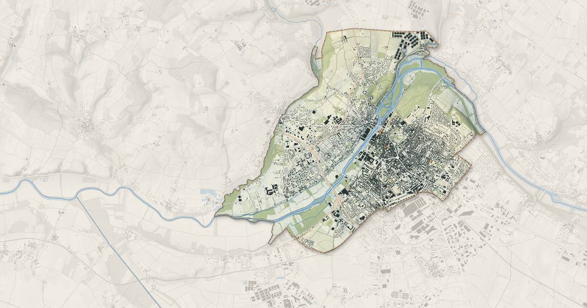 Portrait cartographique de Cognac : relief, eau, forêts, bâti et voies, calculés à partir des données de l'IGN