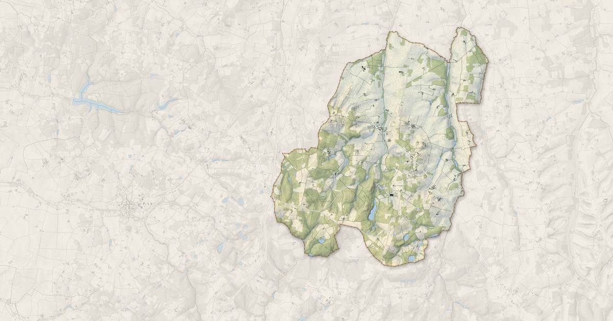 Portrait cartographique de Condéon : relief, eau, forêts, bâti et voies, calculés à partir des données de l'IGN