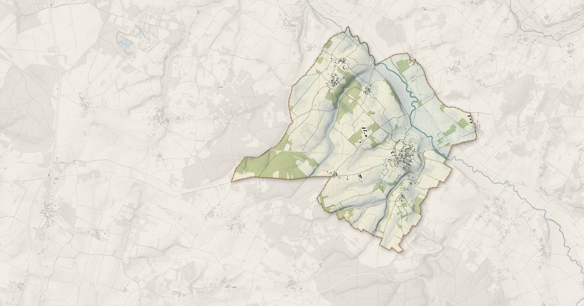 Portrait cartographique de Coulgens : relief, eau, forêts, bâti et voies, calculés à partir des données de l'IGN