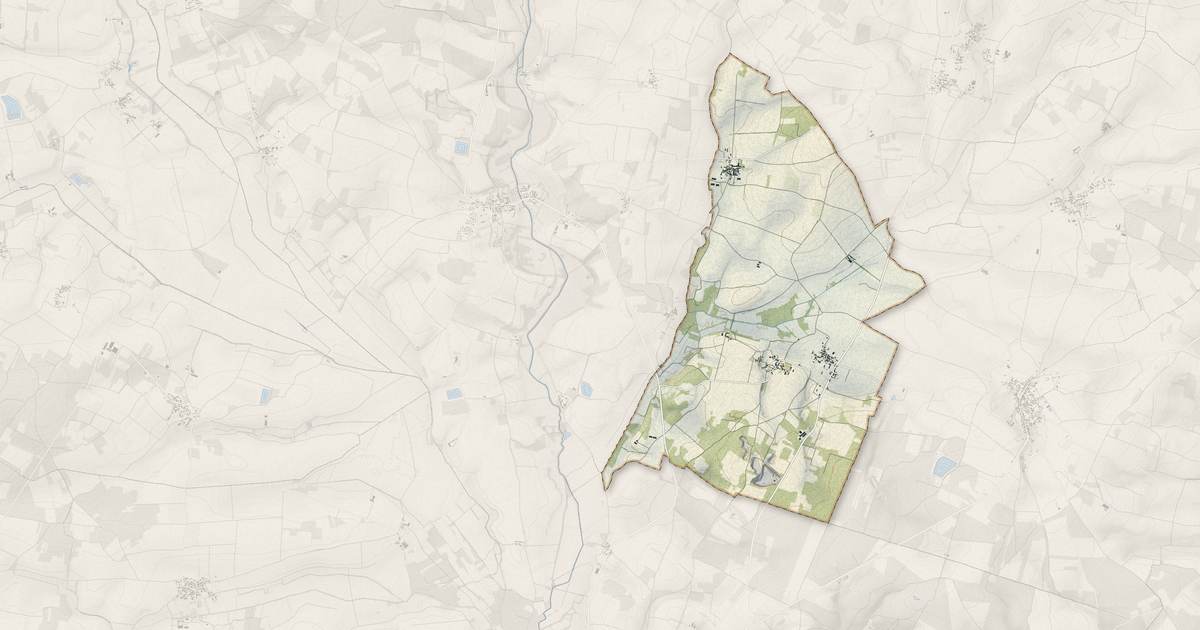 Portrait cartographique de Ébréon : relief, eau, forêts, bâti et voies, calculés à partir des données de l'IGN