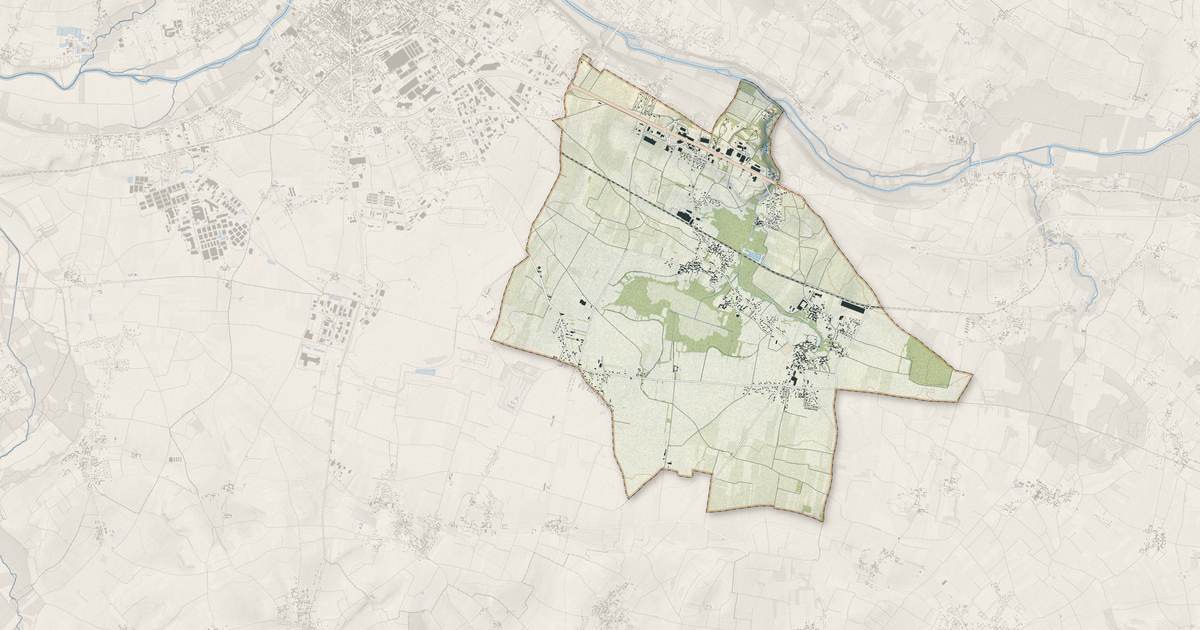 Portrait cartographique de Gensac-la-Pallue : relief, eau, forêts, bâti et voies, calculés à partir des données de l'IGN