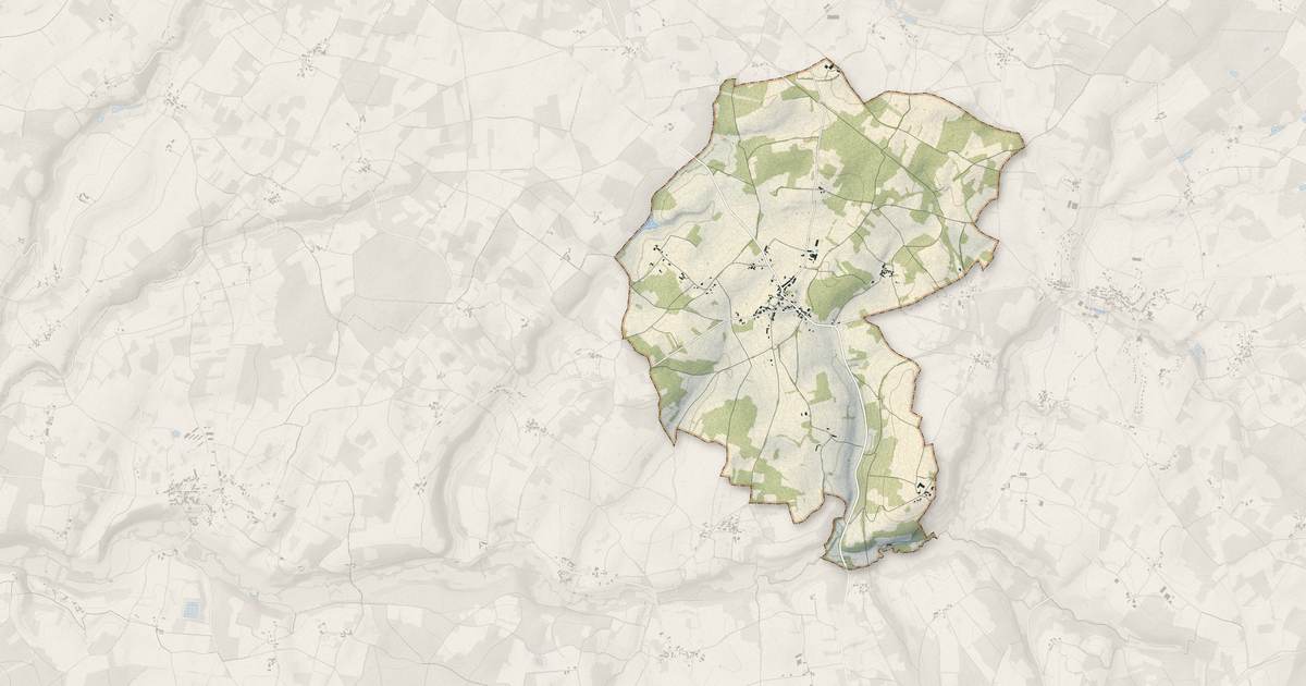 Portrait cartographique de Le Grand-Madieu : relief, eau, forêts, bâti et voies, calculés à partir des données de l'IGN