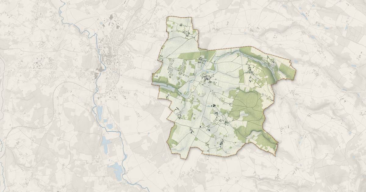 Portrait cartographique de Marillac-le-Franc : relief, eau, forêts, bâti et voies, calculés à partir des données de l'IGN