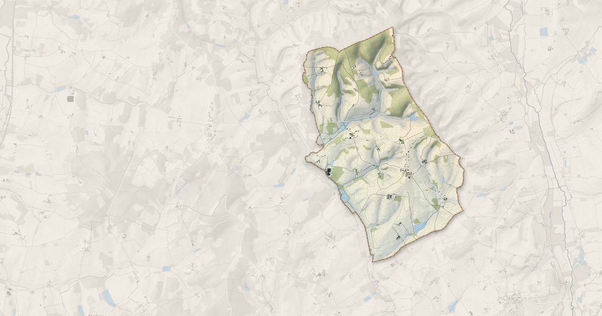 Portrait cartographique de Montignac-le-Coq : relief, eau, forêts, bâti et voies, calculés à partir des données de l'IGN