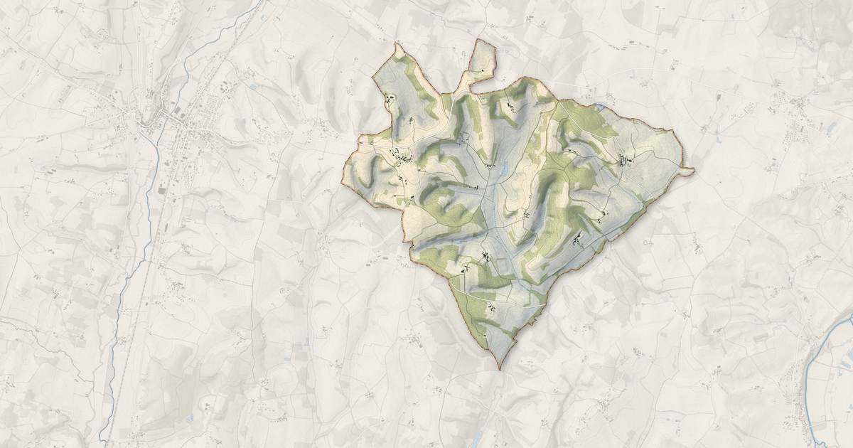 Portrait cartographique de Rouffiac : relief, eau, forêts, bâti et voies, calculés à partir des données de l'IGN