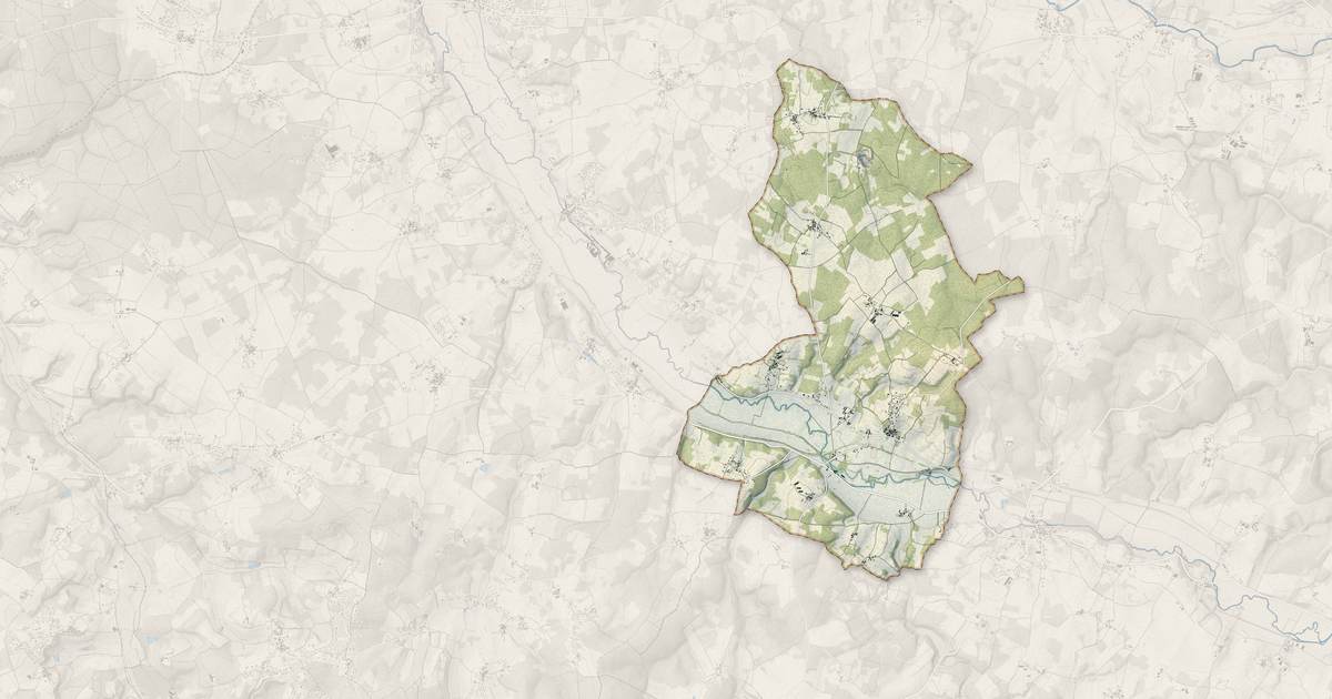 Portrait cartographique de Saint-Germain-de-Montbron : relief, eau, forêts, bâti et voies, calculés à partir des données de l'IGN