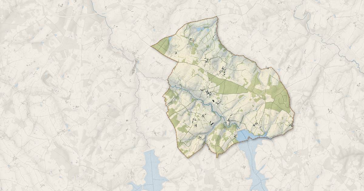 Portrait cartographique de Saint-Quentin-sur-Charente : relief, eau, forêts, bâti et voies, calculés à partir des données de l'IGN