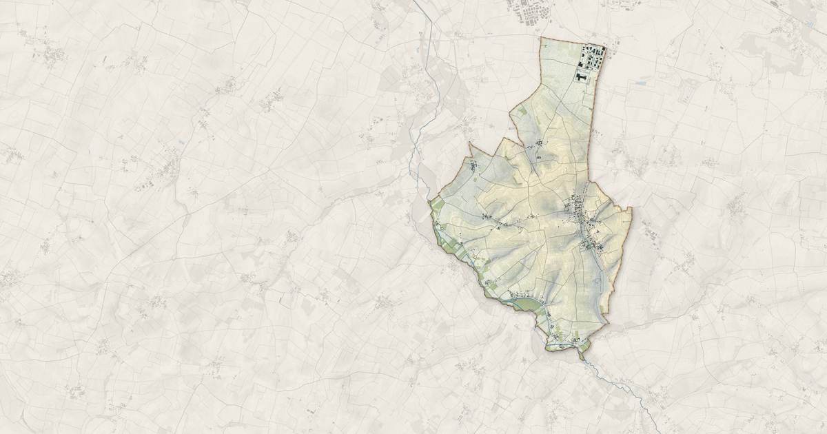 Portrait cartographique de Salles-d'Angles : relief, eau, forêts, bâti et voies, calculés à partir des données de l'IGN