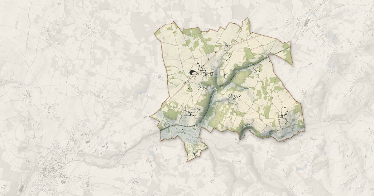 Portrait cartographique de Suaux : relief, eau, forêts, bâti et voies, calculés à partir des données de l'IGN