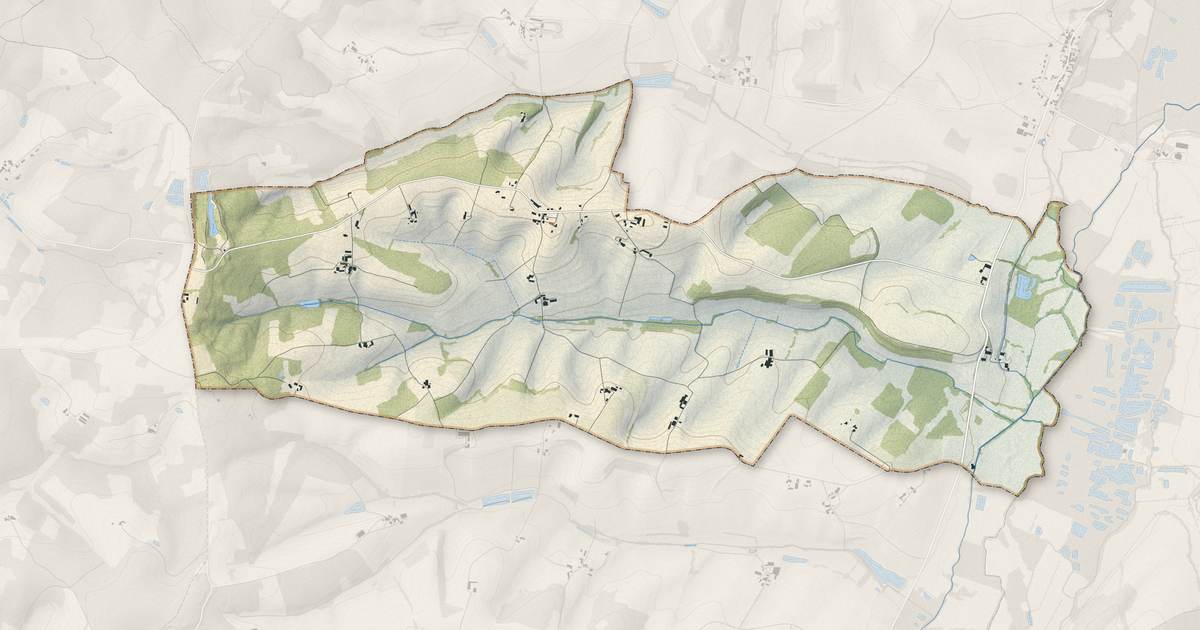 Portrait cartographique de Vaux-Lavalette : relief, eau, forêts, bâti et voies, calculés à partir des données de l'IGN