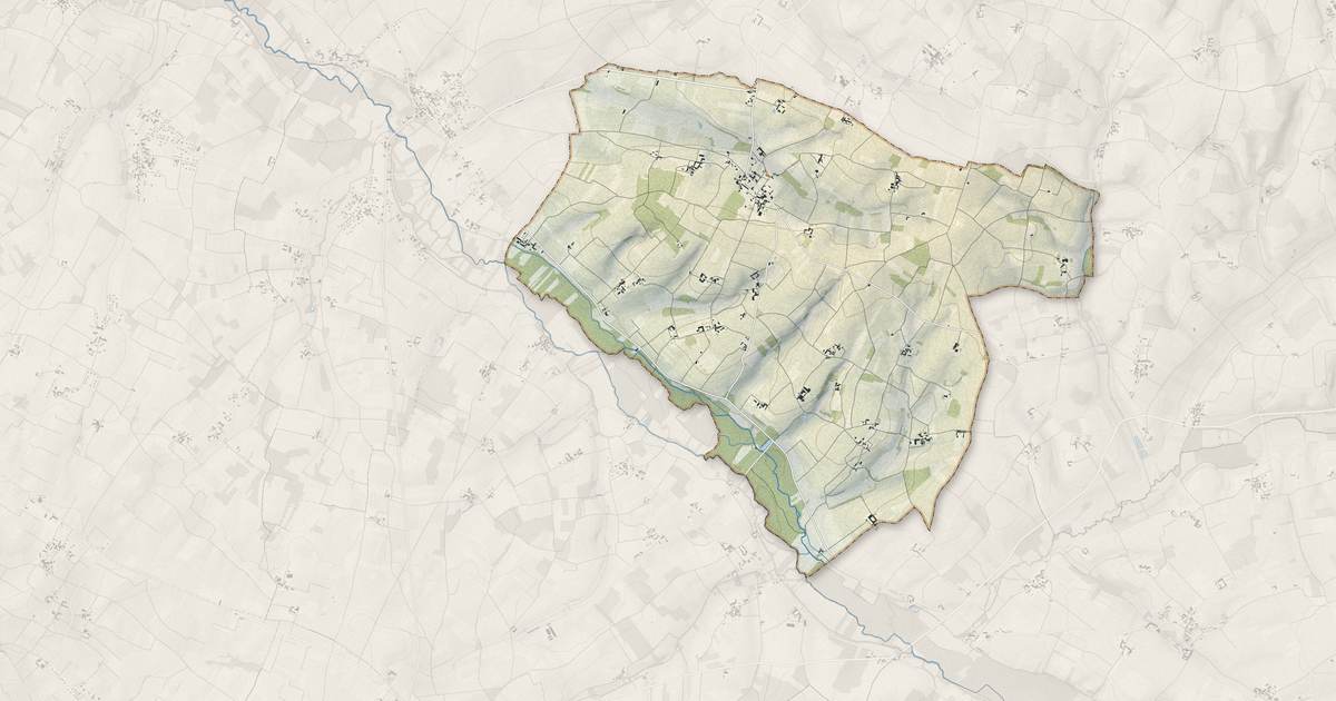 Portrait cartographique de Verrières : relief, eau, forêts, bâti et voies, calculés à partir des données de l'IGN