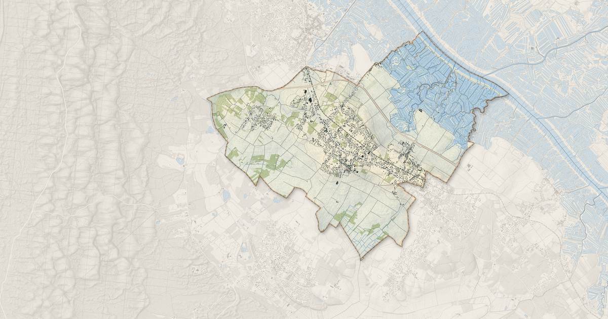 Portrait cartographique de Arvert : relief, eau, forêts, bâti et voies, calculés à partir des données de l'IGN