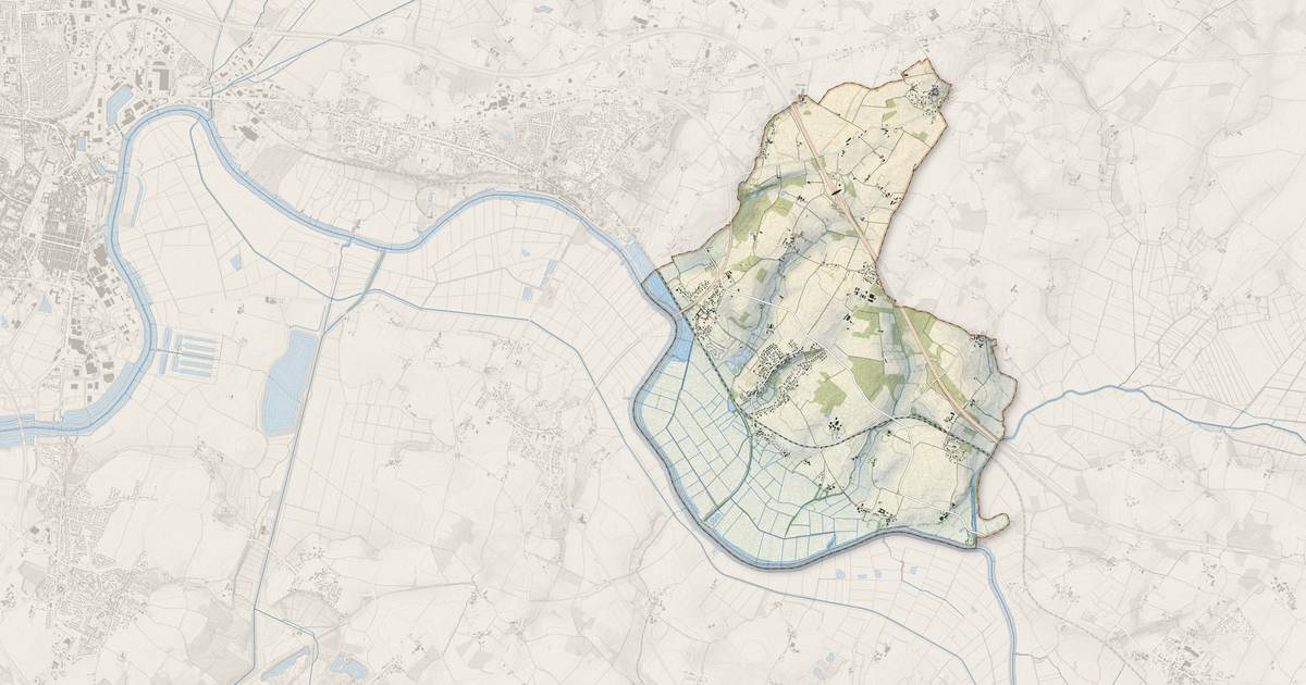 Portrait cartographique de Cabariot : relief, eau, forêts, bâti et voies, calculés à partir des données de l'IGN