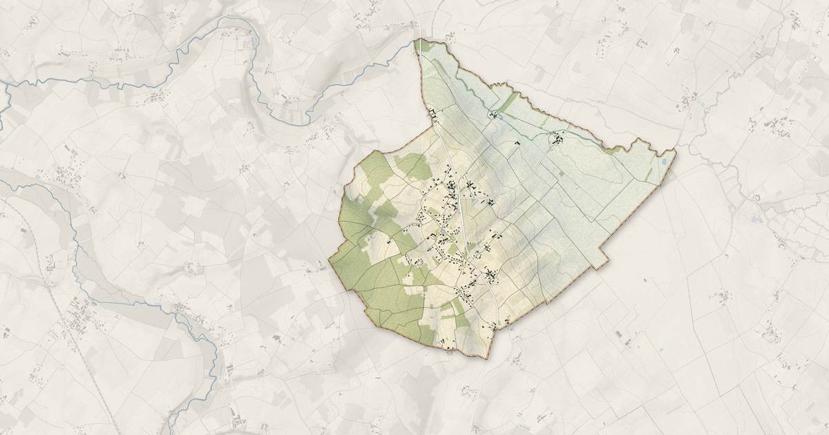 Portrait cartographique de Clam : relief, eau, forêts, bâti et voies, calculés à partir des données de l'IGN