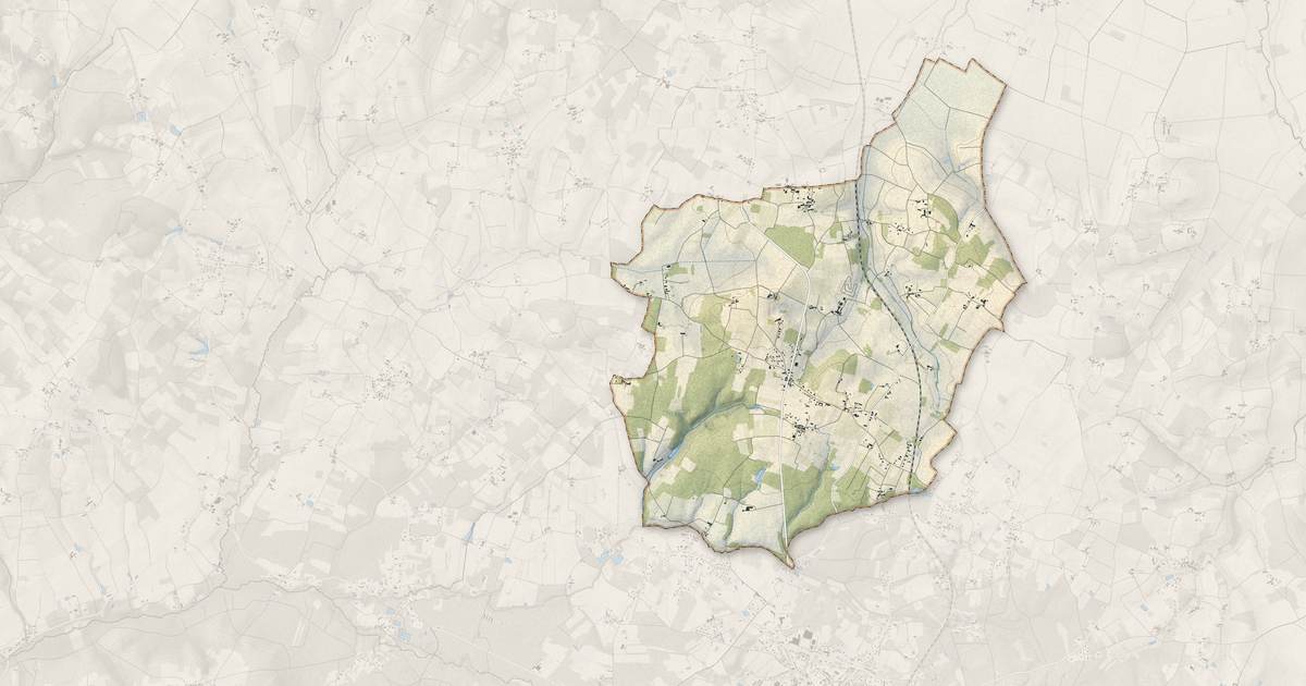 Portrait cartographique de Coux : relief, eau, forêts, bâti et voies, calculés à partir des données de l'IGN