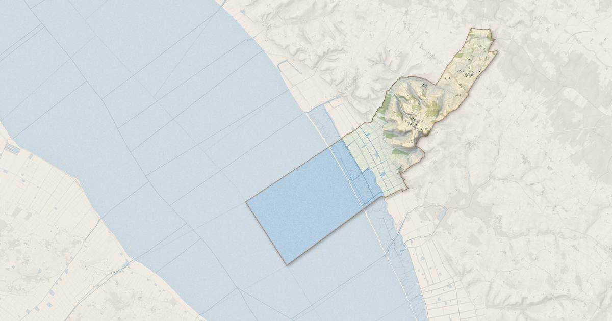 Portrait cartographique de Floirac : relief, eau, forêts, bâti et voies, calculés à partir des données de l'IGN