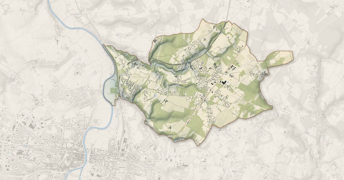 Portrait cartographique de Fontcouverte : relief, eau, forêts, bâti et voies, calculés à partir des données de l'IGN