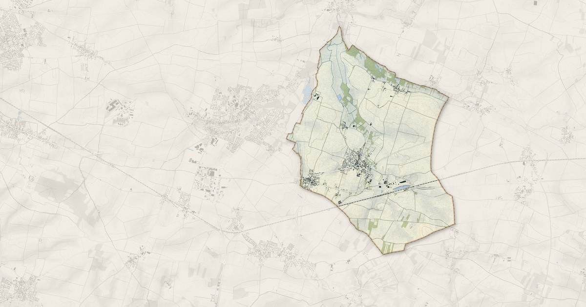 Portrait cartographique de Forges : relief, eau, forêts, bâti et voies, calculés à partir des données de l'IGN