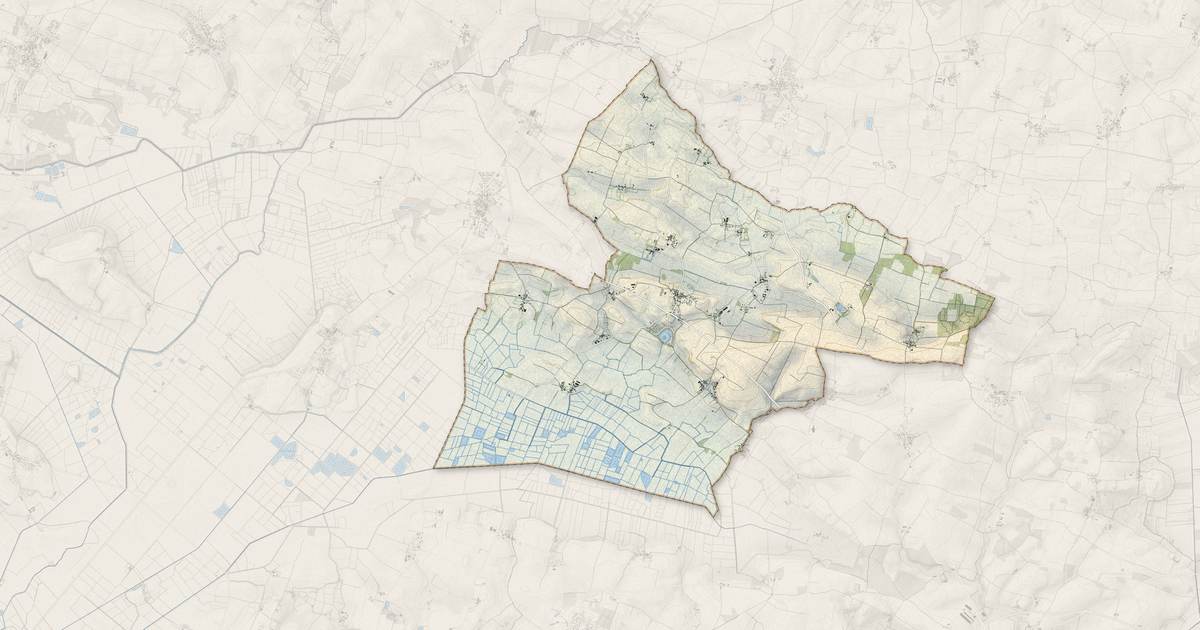 Portrait cartographique de Genouillé : relief, eau, forêts, bâti et voies, calculés à partir des données de l'IGN