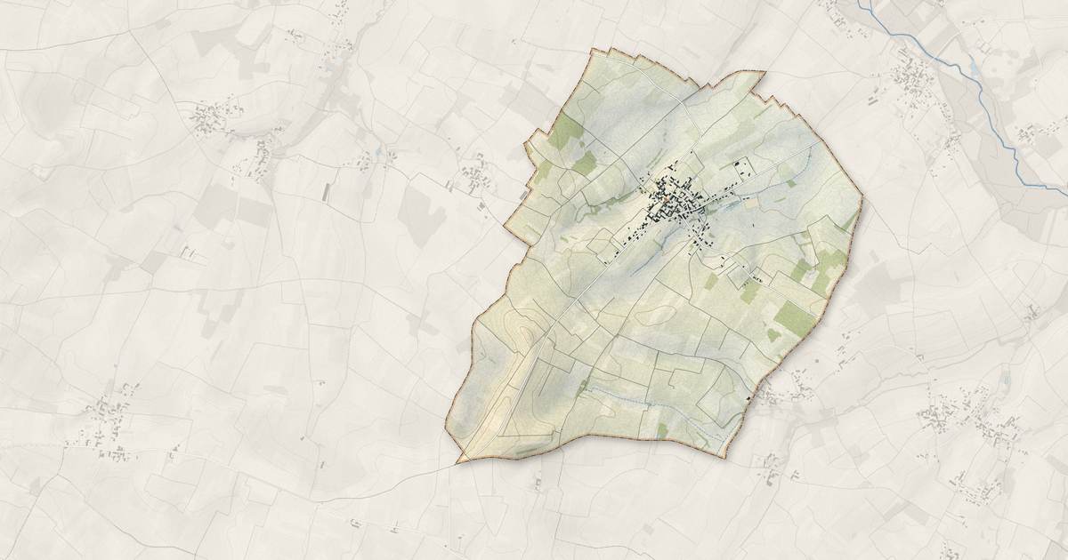 Portrait cartographique de Lonzac : relief, eau, forêts, bâti et voies, calculés à partir des données de l'IGN