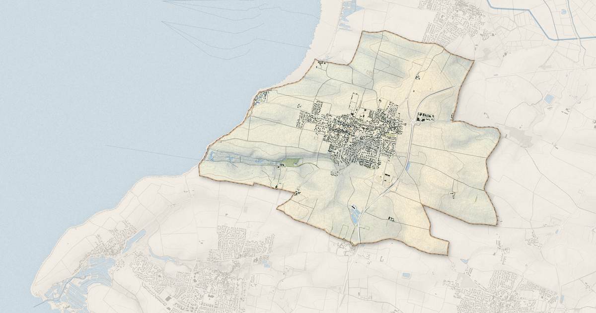 Portrait cartographique de Marsilly : relief, eau, forêts, bâti et voies, calculés à partir des données de l'IGN