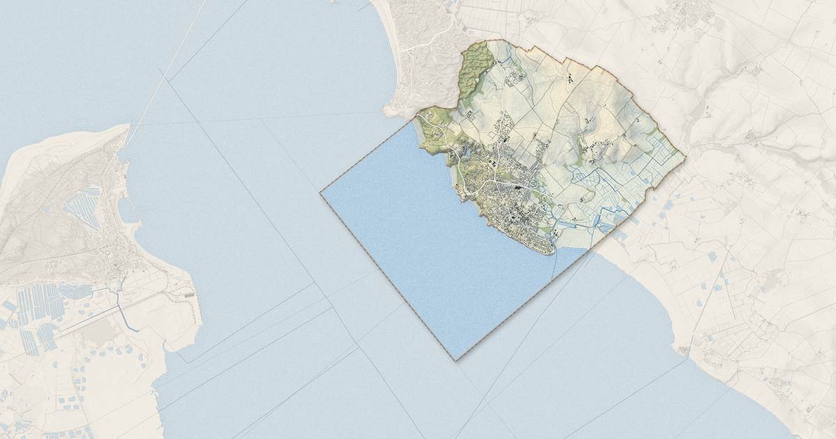 Portrait cartographique de Meschers-sur-Gironde : relief, eau, forêts, bâti et voies, calculés à partir des données de l'IGN