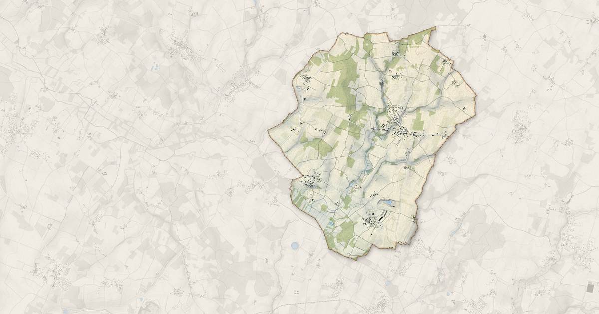 Portrait cartographique de Montpellier-de-Médillan : relief, eau, forêts, bâti et voies, calculés à partir des données de l'IGN