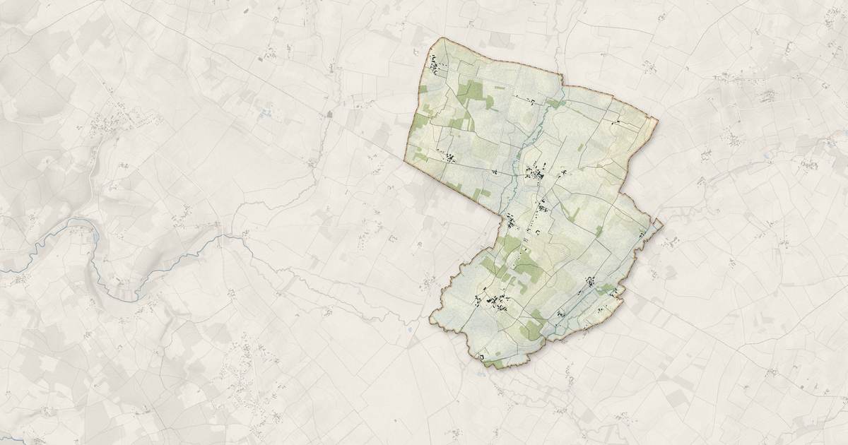 Portrait cartographique de Neuillac : relief, eau, forêts, bâti et voies, calculés à partir des données de l'IGN