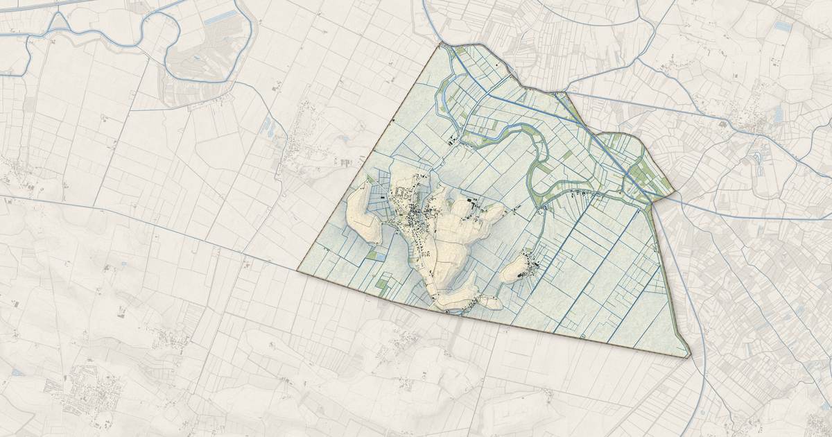Portrait cartographique de La Ronde : relief, eau, forêts, bâti et voies, calculés à partir des données de l'IGN