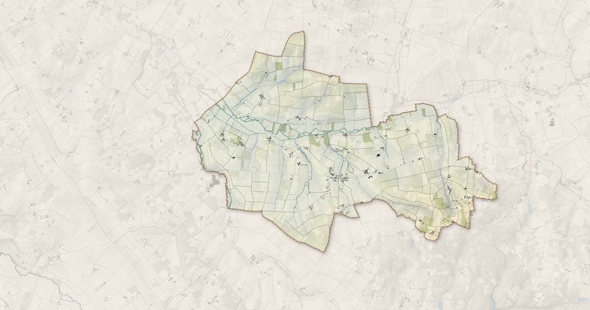 Portrait cartographique de Saint-Ciers-Champagne : relief, eau, forêts, bâti et voies, calculés à partir des données de l'IGN