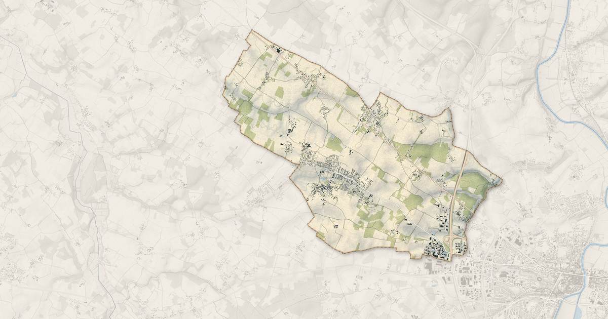 Portrait cartographique de Saint-Georges-des-Coteaux : relief, eau, forêts, bâti et voies, calculés à partir des données de l'IGN