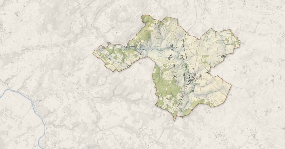 Portrait cartographique de Saint-Hilaire-de-Villefranche : relief, eau, forêts, bâti et voies, calculés à partir des données de l'IGN