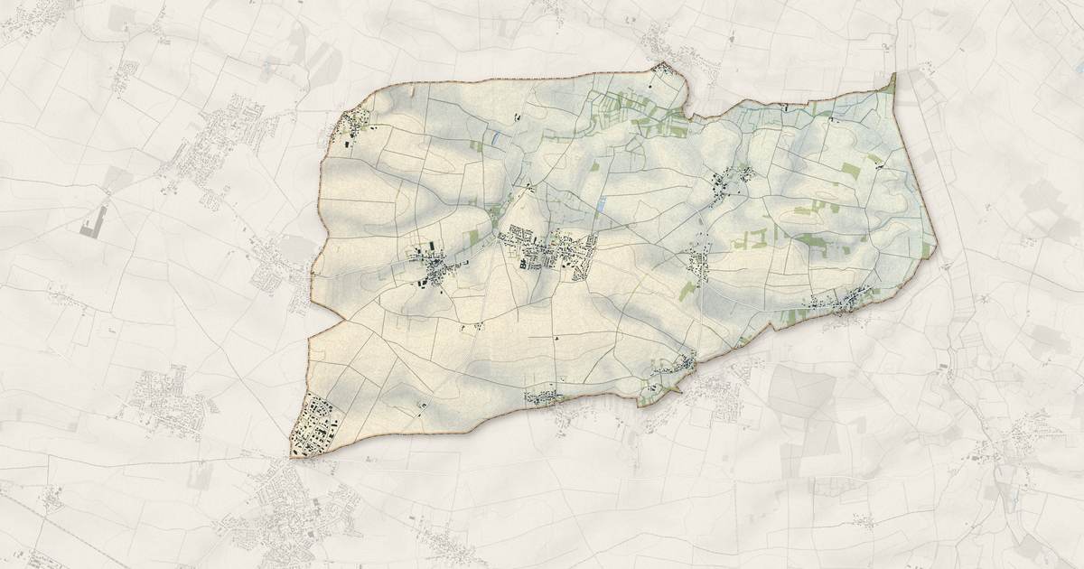 Portrait cartographique de Saint-Médard-d'Aunis : relief, eau, forêts, bâti et voies, calculés à partir des données de l'IGN