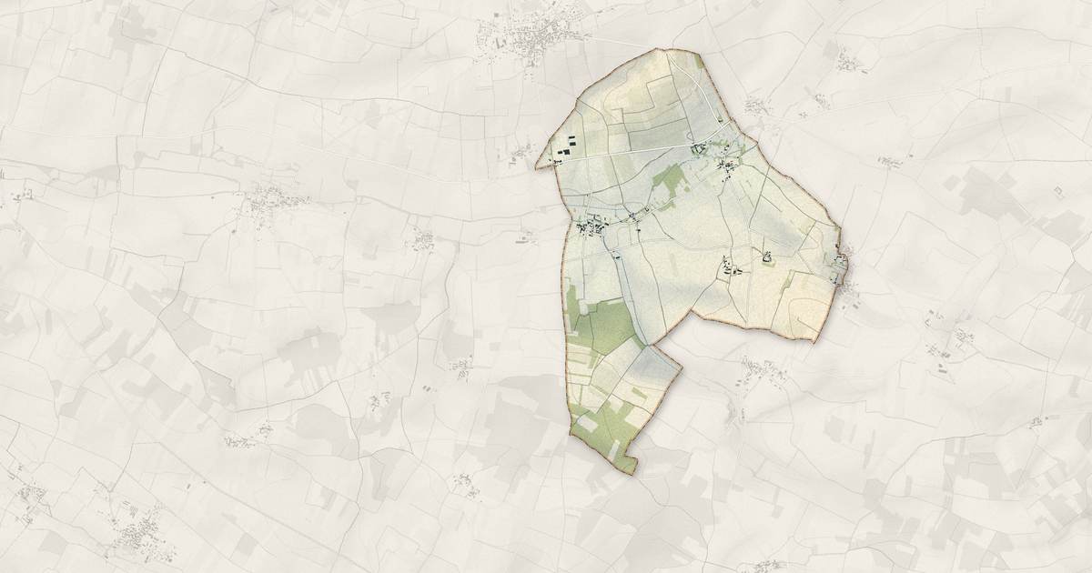 Portrait cartographique de Saint-Ouen-la-Thène : relief, eau, forêts, bâti et voies, calculés à partir des données de l'IGN