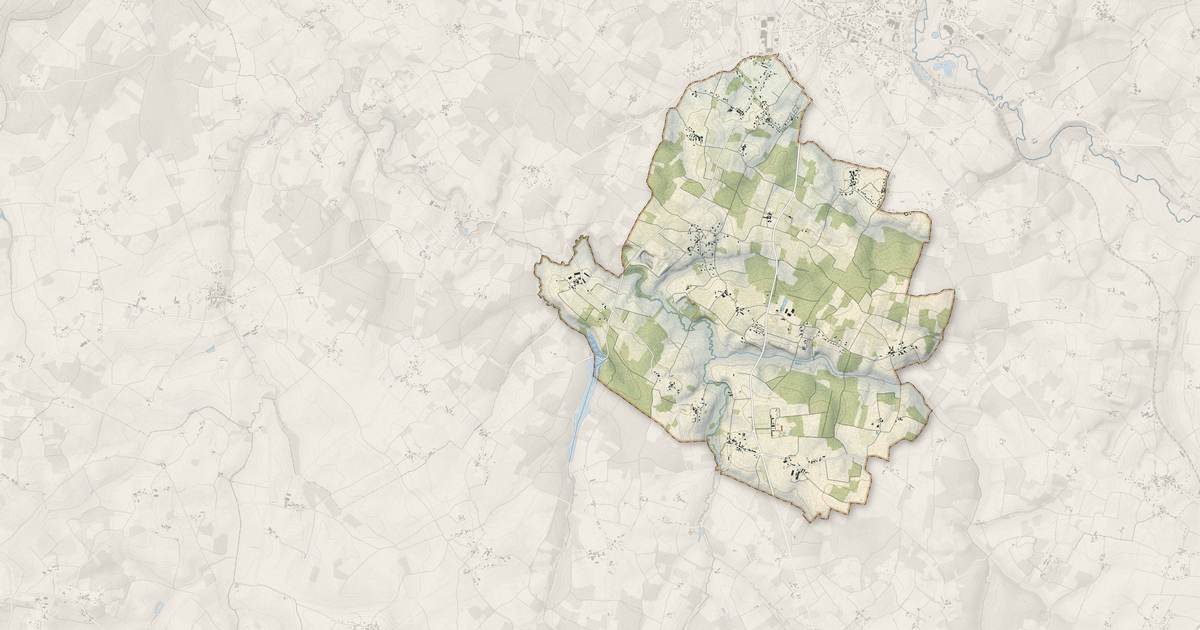 Portrait cartographique de Saint-Simon-de-Bordes : relief, eau, forêts, bâti et voies, calculés à partir des données de l'IGN