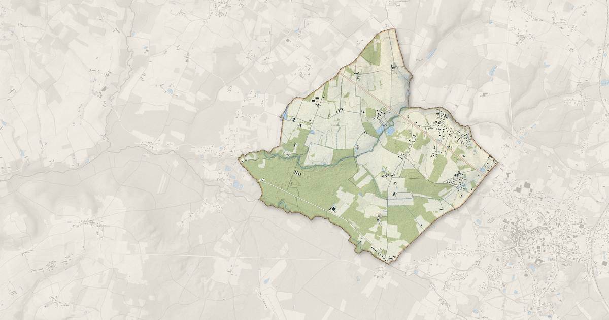 Portrait cartographique de Souméras : relief, eau, forêts, bâti et voies, calculés à partir des données de l'IGN