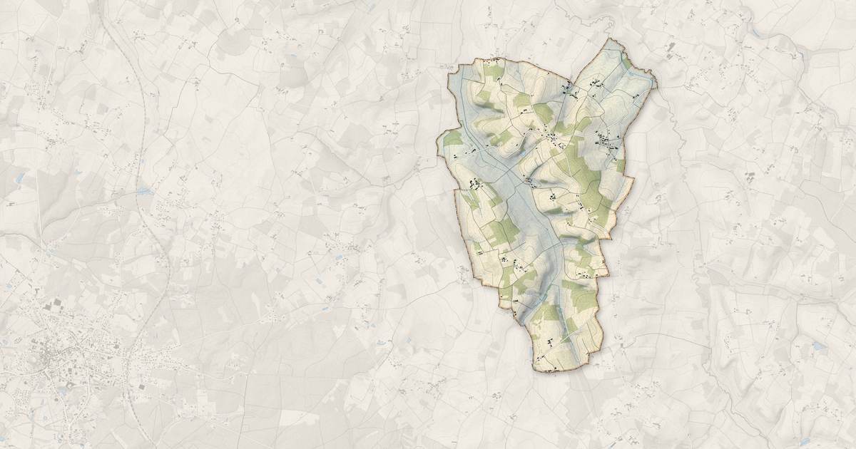 Portrait cartographique de Sousmoulins : relief, eau, forêts, bâti et voies, calculés à partir des données de l'IGN