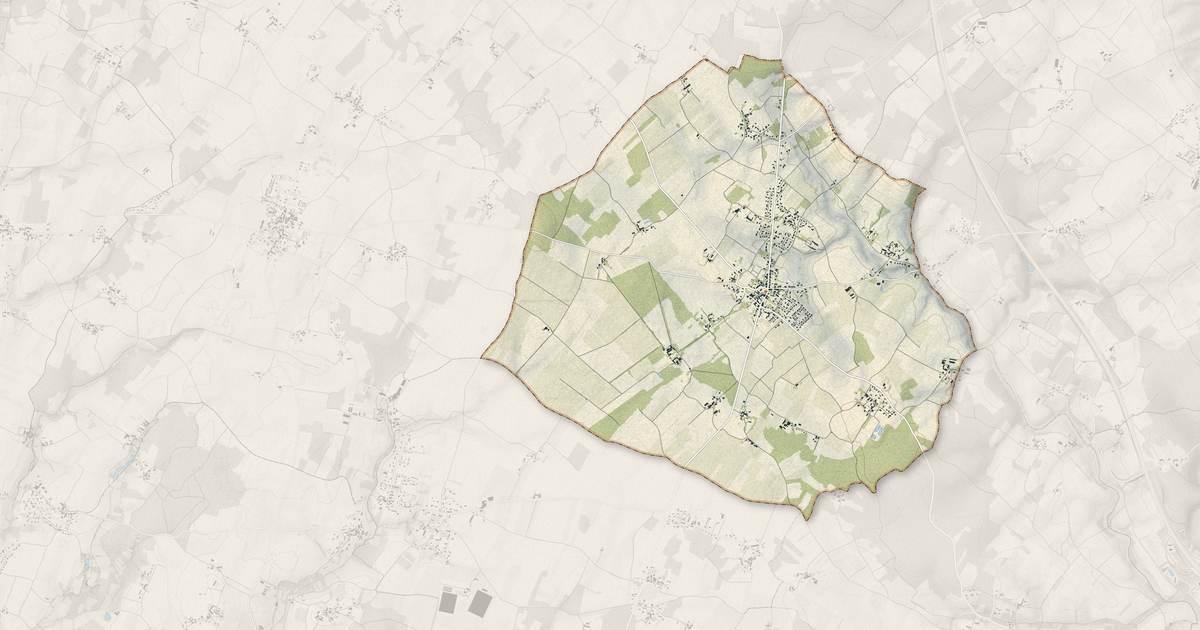 Portrait cartographique de Tesson : relief, eau, forêts, bâti et voies, calculés à partir des données de l'IGN