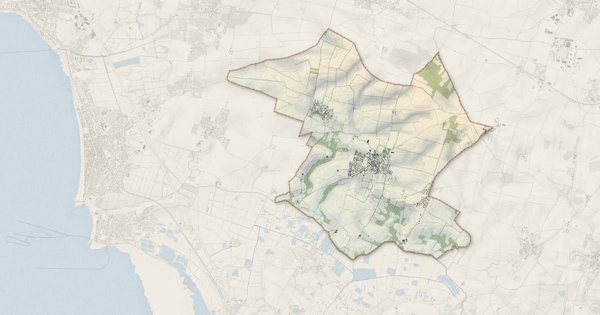 Portrait cartographique de Thairé : relief, eau, forêts, bâti et voies, calculés à partir des données de l'IGN