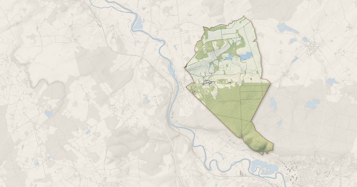 Portrait cartographique de La Celle : relief, eau, forêts, bâti et voies, calculés à partir des données de l'IGN
