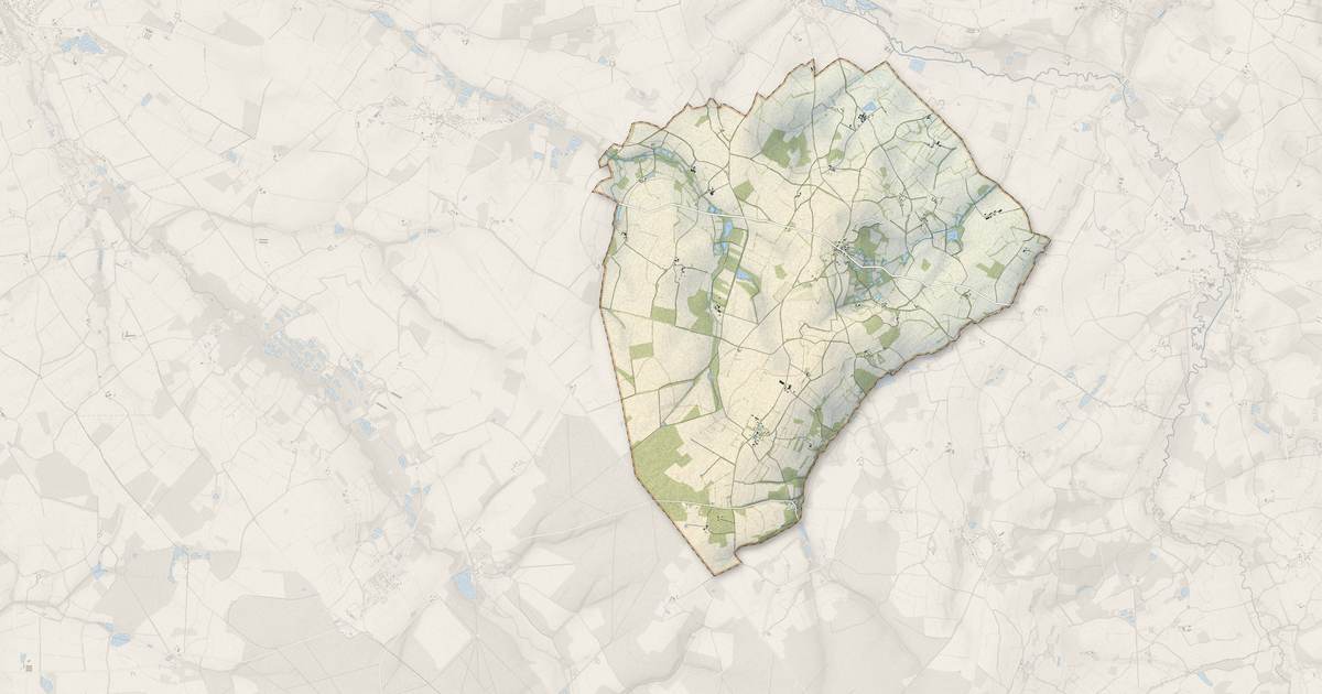 Portrait cartographique de Dampierre-en-Crot : relief, eau, forêts, bâti et voies, calculés à partir des données de l'IGN