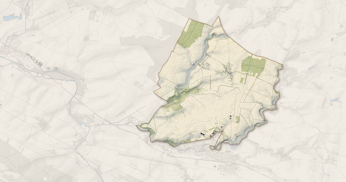 Portrait cartographique de Farges-en-Septaine : relief, eau, forêts, bâti et voies, calculés à partir des données de l'IGN